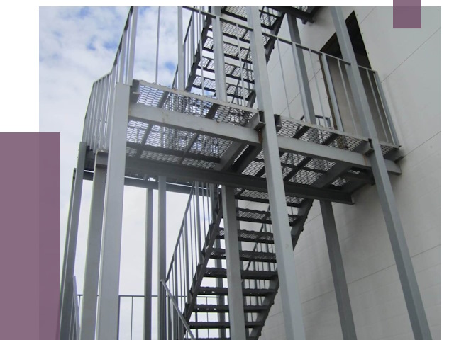 Монтаж пожарных лестниц в Геленджике от 7899 руб.