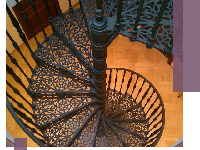 Винтовые лестницы под ключ в Геленджике: производство и монтаж