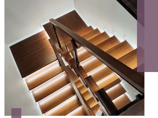 Изготовление П-образных лестниц под ключ в Геленджике