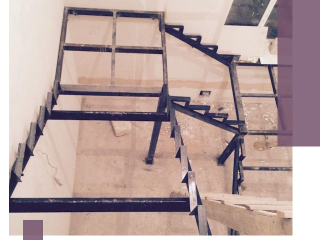 Монтаж лестниц на металлокаркасе в Геленджике быстро и качественно