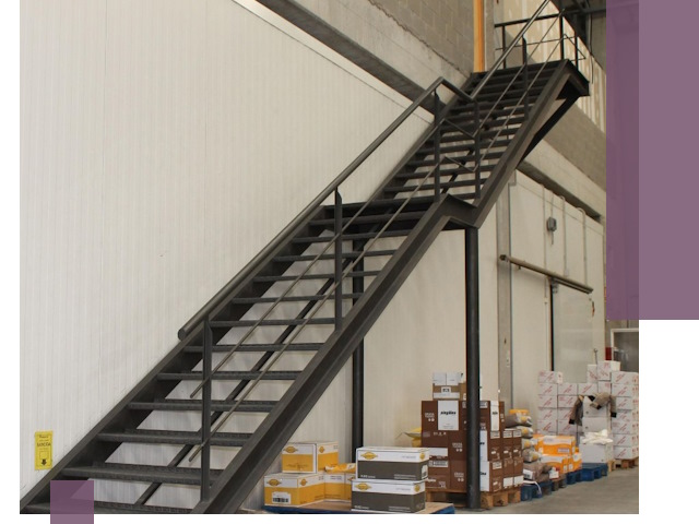Лестницы для производства в Геленджике — изготовление и монтаж