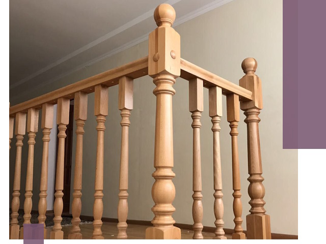 Деревянные перила на заказ в Геленджике: монтаж и изготовление