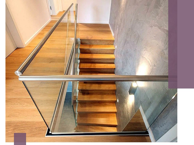 Перила для лестницы в доме — изготовление и монтаж в Геленджике