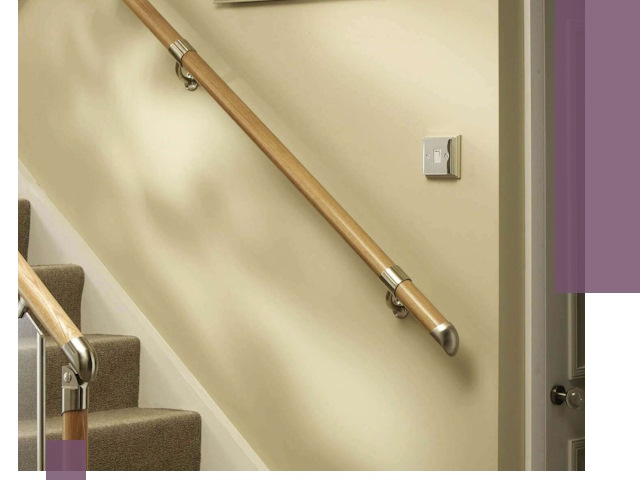 Монтаж пристенных поручней профессионально в Геленджике